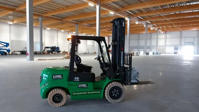 Bild 1 einer Mietmaschine vom Typ 3,5 Tons Electric | EP EFL352 6000 mm