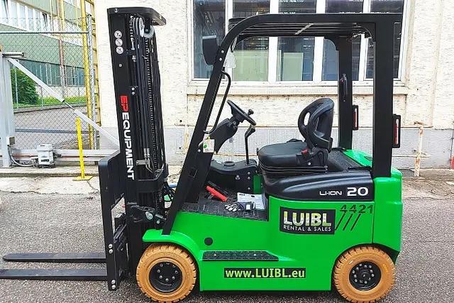 Bild 0 einer Mietmaschine vom Typ 2 tonne electric four-wheeler | EP CPD20L1 4800 mm