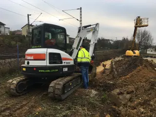 Vorschaubild 1 einer Mietmaschine vom Typ 5 Tons Compact Excavator | Bobcat E50