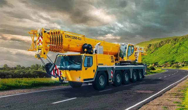 Bild 0 einer Mietmaschine vom Typ Mobile crane 100 tons | Liebherr LTM 1100 5.3