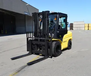 Image of a rental machine of type 5 tonne diesel | Hyundai 50DA-9 5980 mm