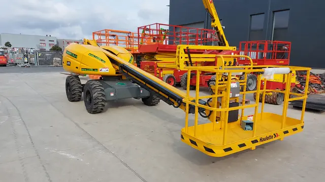 Bild 1 einer Mietmaschine vom Typ TB-140 | Haulotte H14TX
