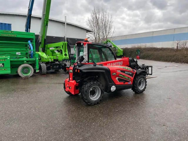 Bild 3 einer Mietmaschine vom Typ TSS-1504 | Manitou ULM 415