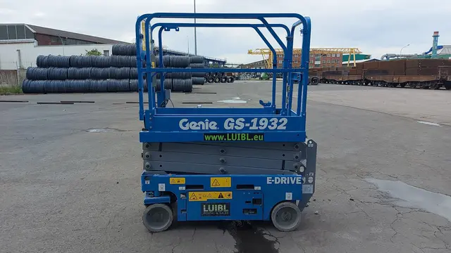 Bild 0 einer Mietmaschine vom Typ SBE-078 | Genie GS 1932 E-Drive