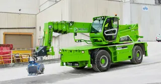 Image of a rental machine of type TSR-7028 | Merlo Roto 70.28S