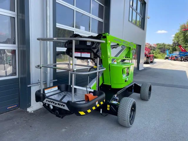 Bild 2 einer Mietmaschine vom Typ GTE-121L | Niftylift HR12L