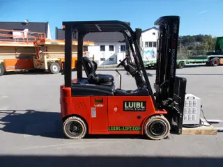 Vorschaubild 3 einer Mietmaschine vom Typ 2 tonne electric four-wheeler | EP CPD20L1-Li 4700 mm
