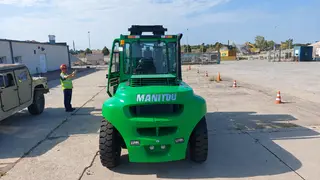 Vorschaubild 3 einer Mietmaschine vom Typ Manitou MI 100 D ST5 FLT45