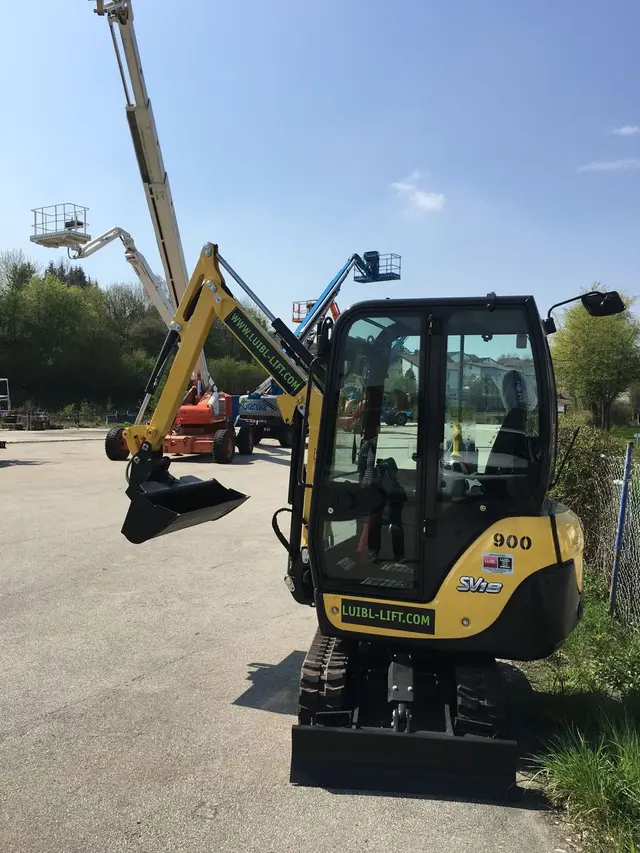 Bild 1 einer Mietmaschine vom Typ 1.8 tonne mini excavator | Yanmar SV18