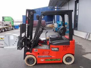 Vorschaubild 2 einer Mietmaschine vom Typ 2 tonne electric four-wheeler | EP CPD20L1-Li 4700 mm