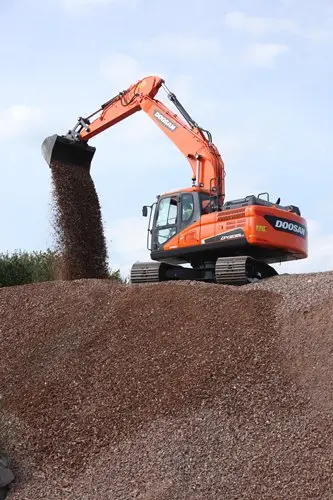 Bild 0 einer Mietmaschine vom Typ 23 Tons Crawler Excavator | Doosan DX-235LC-5