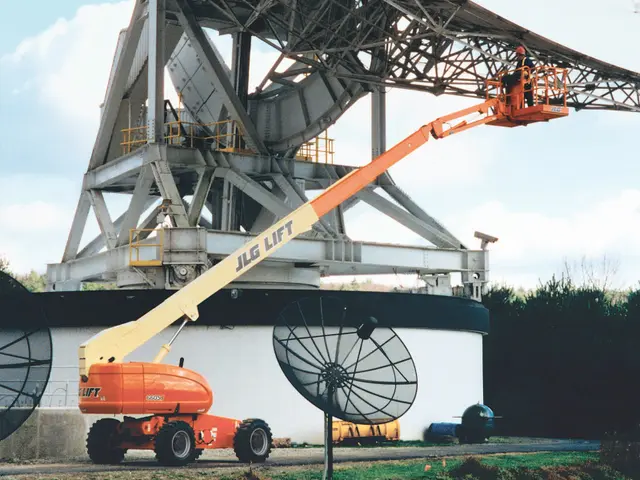 Bild 0 einer Mietmaschine vom Typ TB-223 | JLG 660SJ