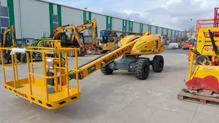 Afbeelding van een huurmachine van het type TB-140 | Haulotte H14TX